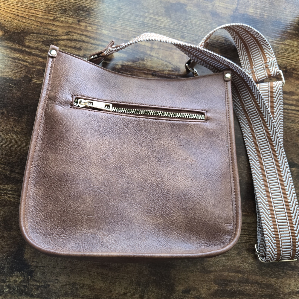 Cluci Brown Crossbody Bag with 2 Straps EUC $40 - Picture 10 of 13